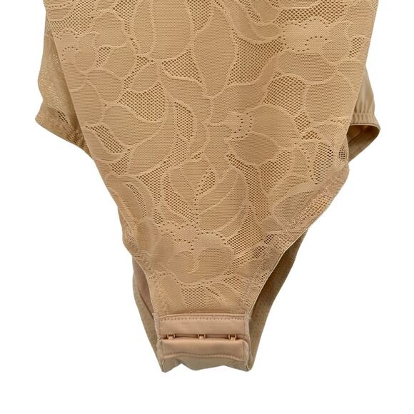 BALI Womens Ultra Light Firm Control Bodysuit Nude Floral Lace - Size 34C NWT - Picture 8 of 9